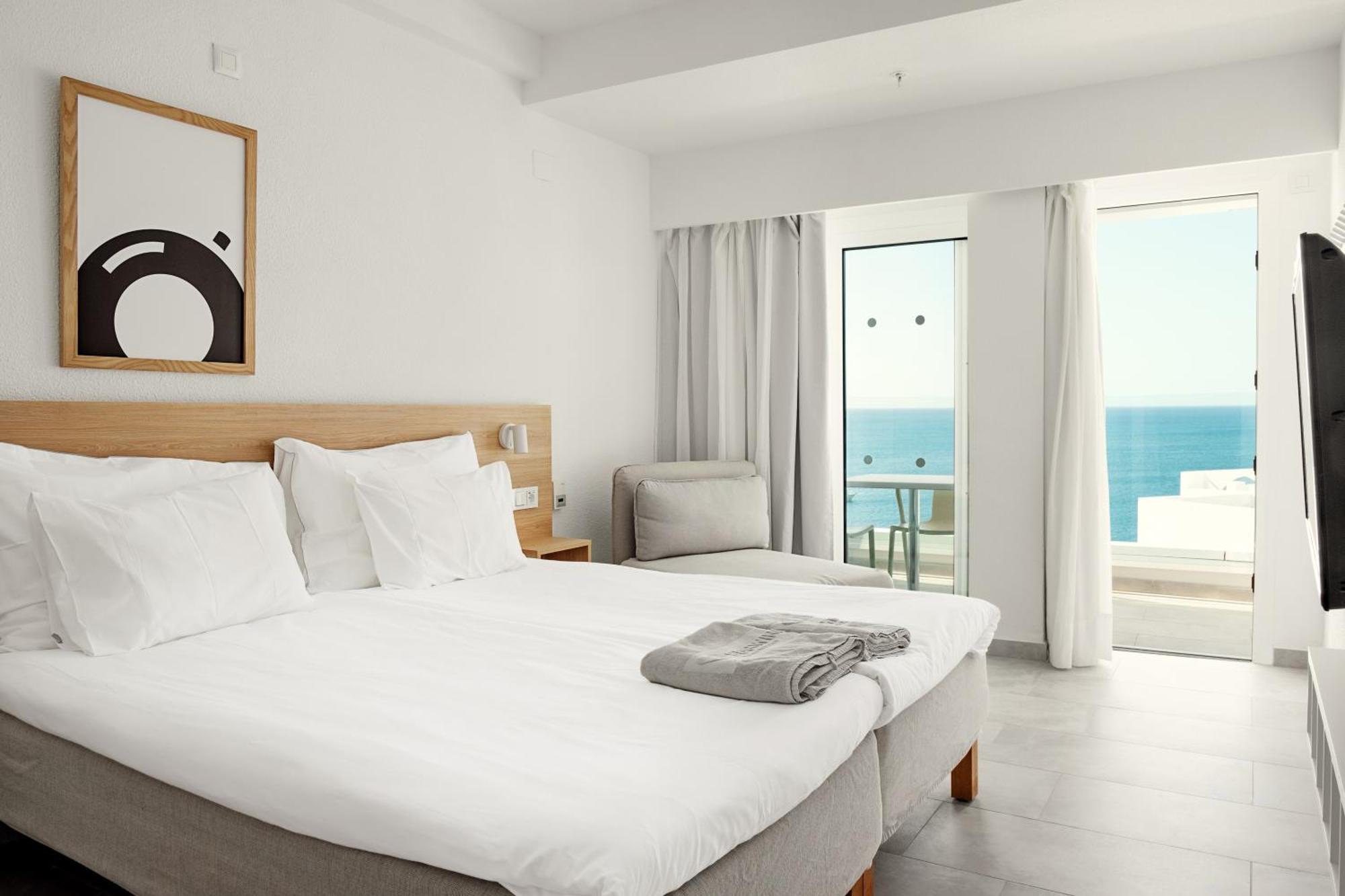 Sunwing Arguineguin Seafront Hotel Las Palmas de Gran Canaria Room photo